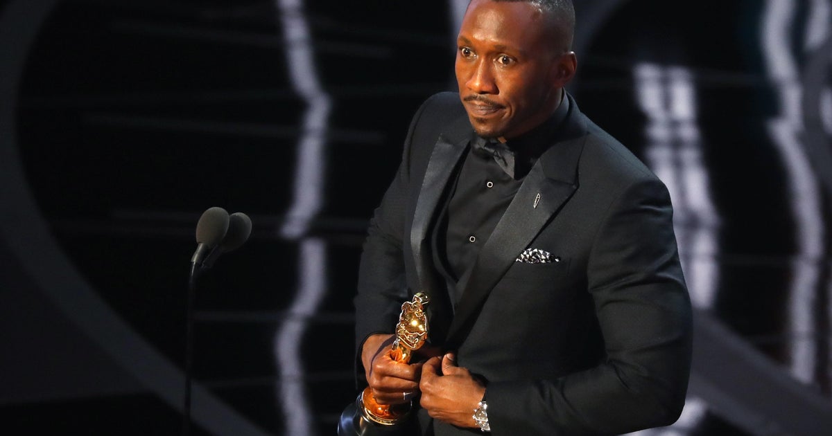 Mahershala Ali becomes first Muslim to win acting Oscar - CBS News