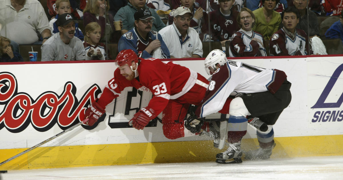 Claude Lemieux hit on Kris Draper (1996 Playoffs - CBC Feed) 