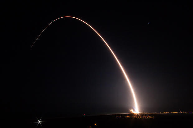 delta-4-rocket-launch-2017-3-18.jpg 