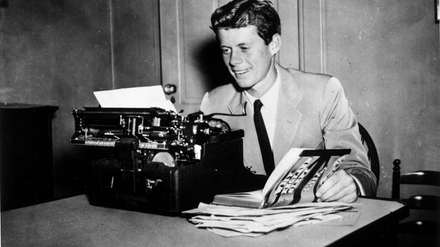 john-f-kennedy-typewiter-harvard-1937.jpg 