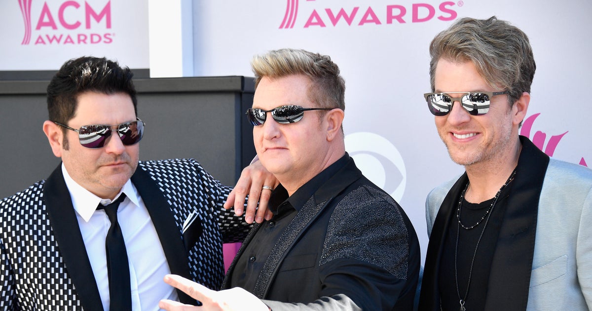 Rascal Flatts crash wedding with surprise performance CBS News
