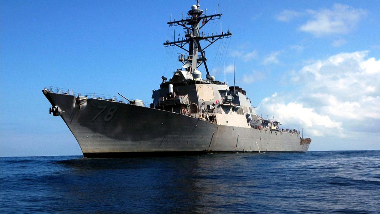 170406-cbs-warship02.jpg 