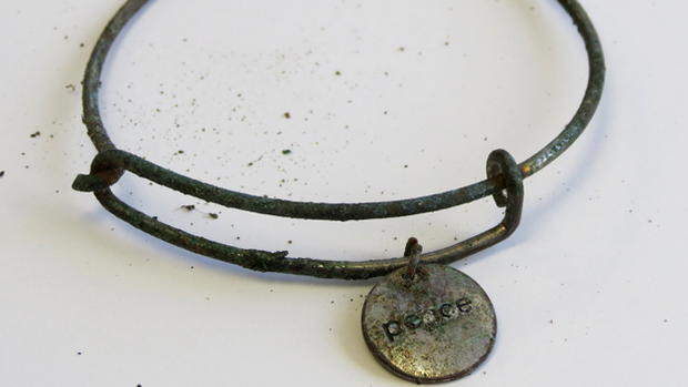 womans-remains-bracelet,-Dedham-MA-pd 