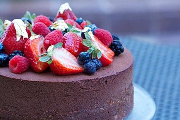 Chocolate Gateaux with Sabayon and Fresh Berries 