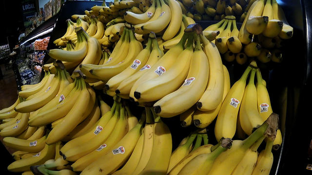 bananas.jpg 