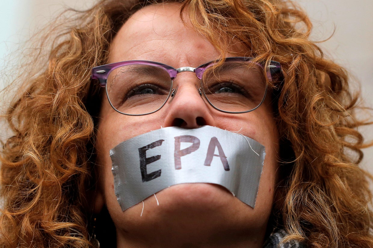 2017-04-22t152845z-2105787929-rc14755e1110-rtrmadp-3-earth-day-usa-march.jpg 