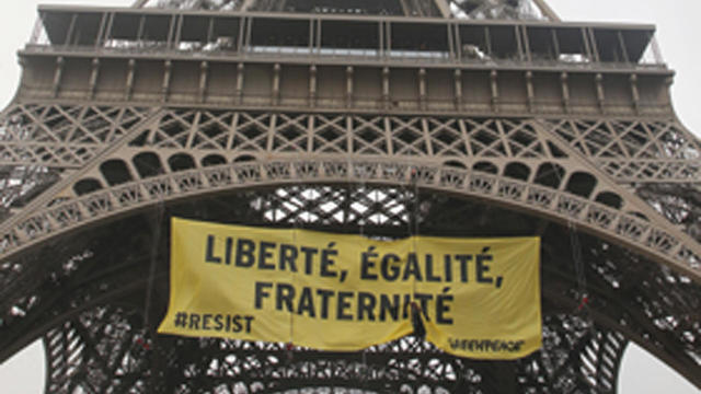 eiffel-tower-protest-election.jpg 