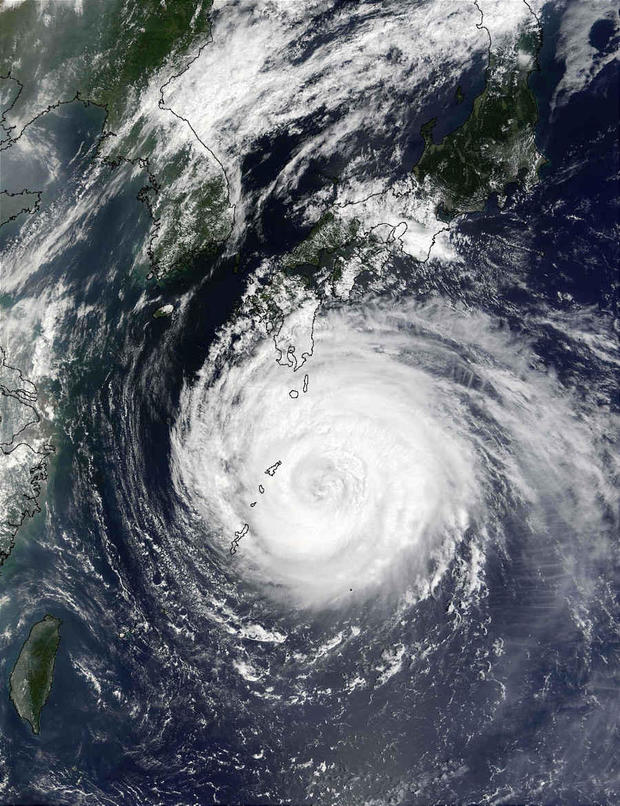 north-korea-typhoon-rusa.jpg 