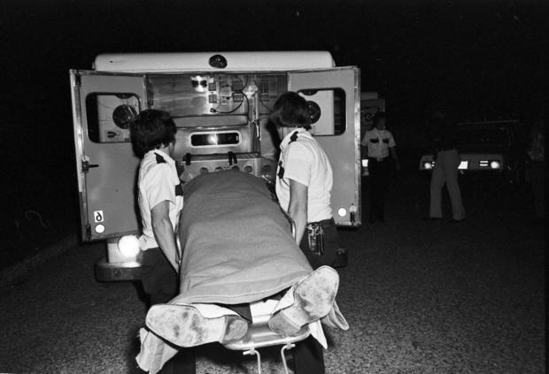 davis-crimescene-ambulance.jpg 