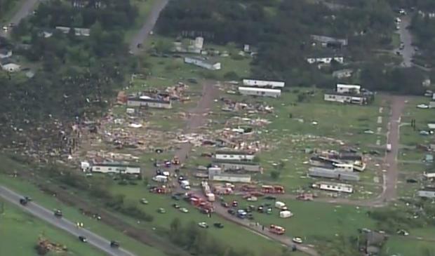 tornado-damage-8.jpg 
