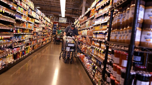 whole-foods-gettyimages-488633871.jpg 