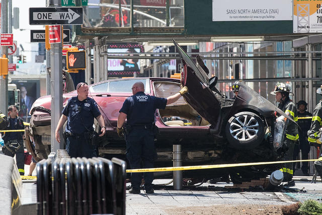 Police: Times Square driver accelerated as he hit pedestrians - CBS News