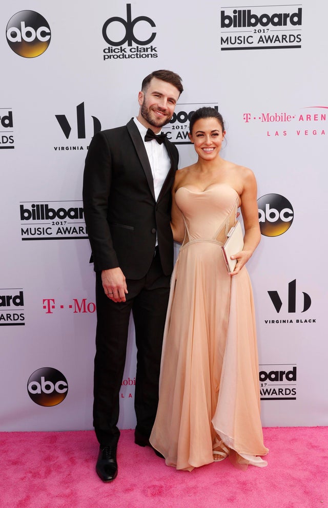 2017-05-21t231516z-77530859-hp1ed5l1slfrn-rtrmadp-3-music-billboard-awards.jpg 