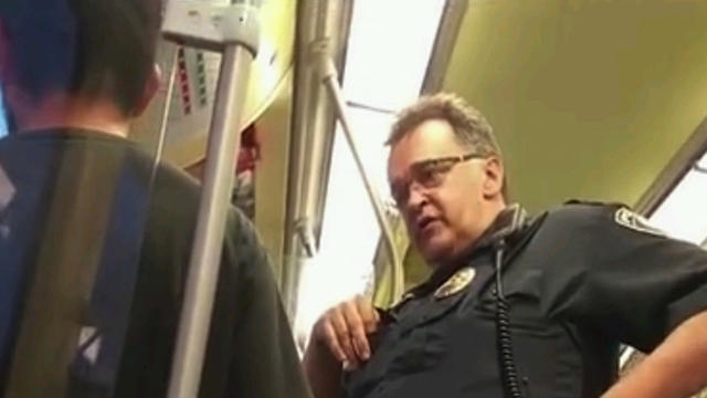 ariel-vences-lopez-questioned-by-metro-transit-officer.jpg 