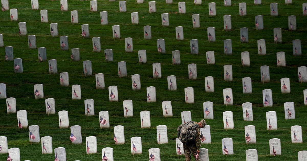 Memorial Day losing its meaning, vets groups and families lament CBS News