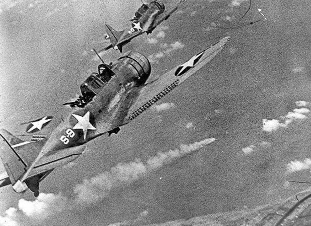 battle-of-midway-dive-bombers-attack-japanese-ship-nara.jpg 