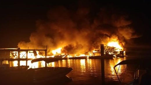 florida-keys-marina-fire-060517.jpg 