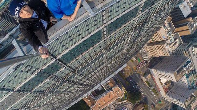 Daredevil Known for Scaling Skyscrapers Dies After Falling 68 Floors