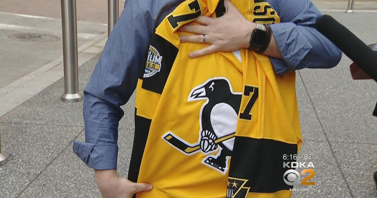 Pittsburgh Penguins Jerseys, and Gear