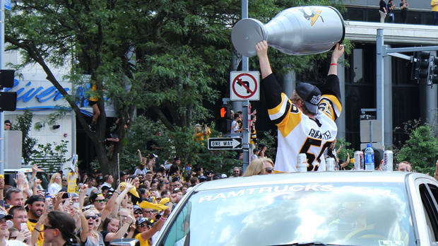 stanley-cup-parade-22.jpg 