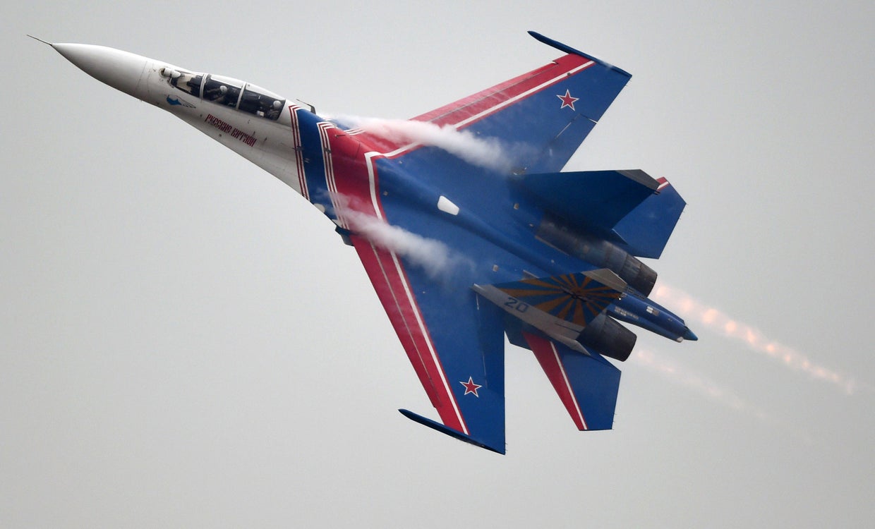 Armed Russia jet comes within 5 feet of U.S. military plane - CBS News