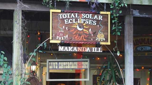 total-solar-eclipse-sign.jpg 