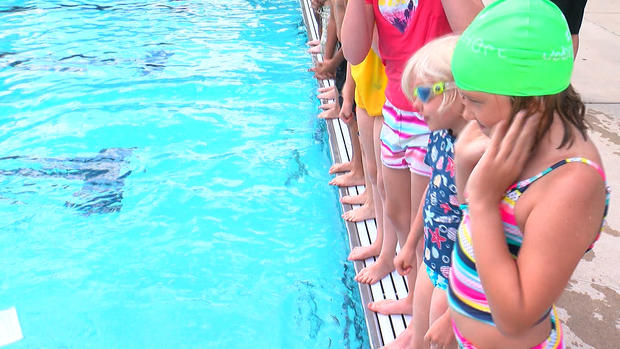 World's Largest Swimming Lesson -- Abbey's Hope 
