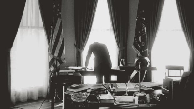 satmo-jfk-exhibit-oval-office.jpg 
