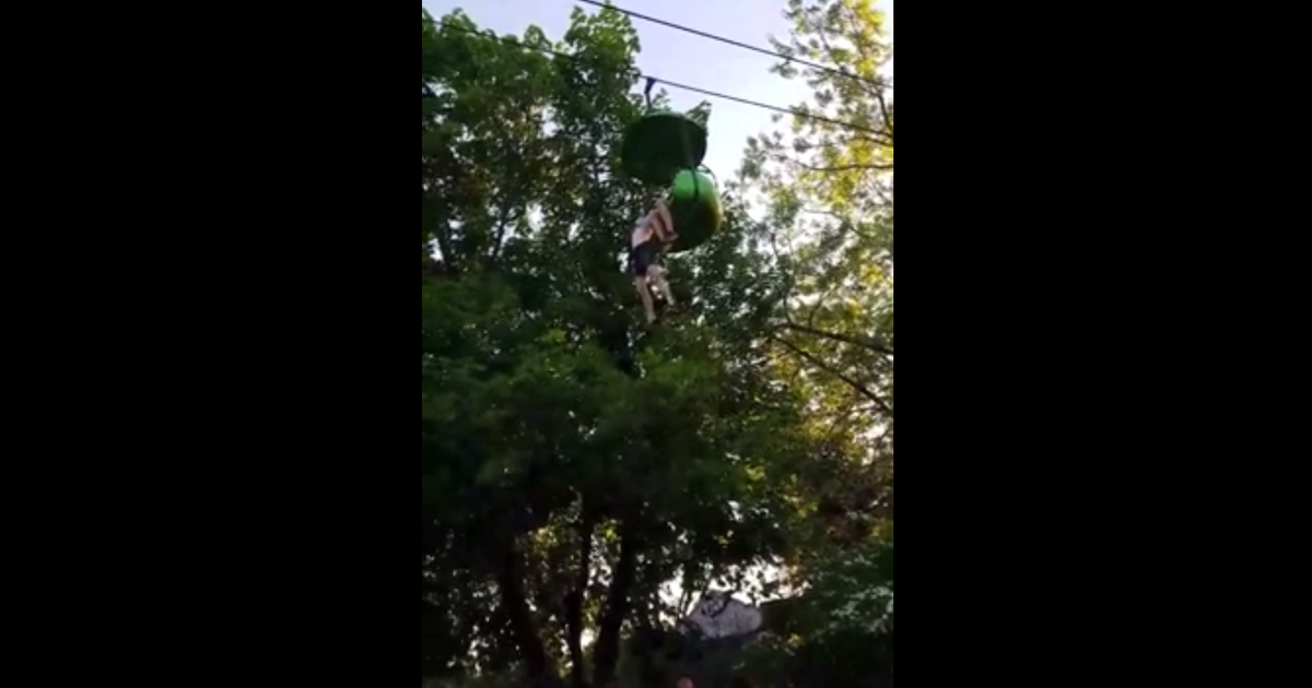 Shocking video captures girl falling from Six Flags ride - CBS News
