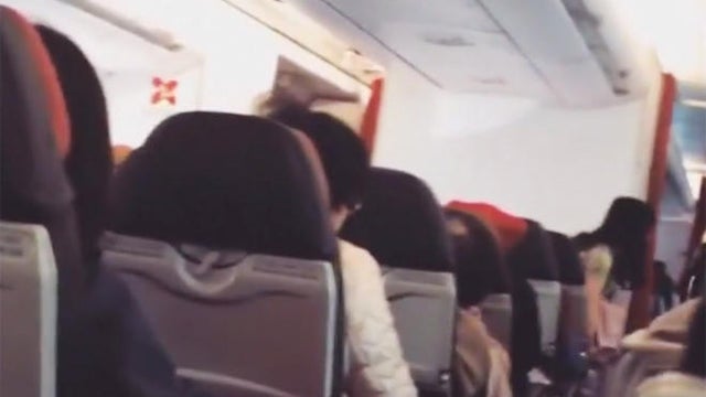 air-asia-x-shaky-flight.jpg 