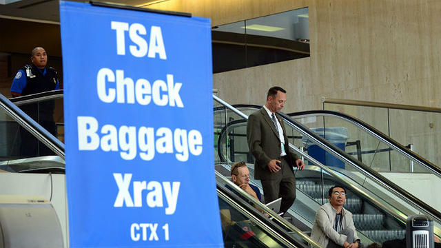 airport-security-checkpoint-frederic-j-brown-afp-getty-images.jpg 