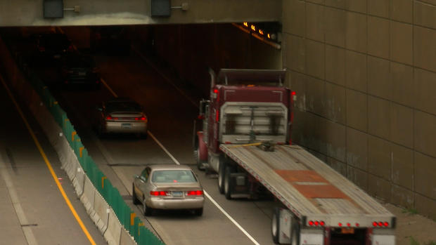 Truck Illegally Driving Into The Lowry Hill Tunnel 
