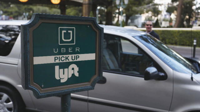uber-lyft-pick-up-sign.jpg 