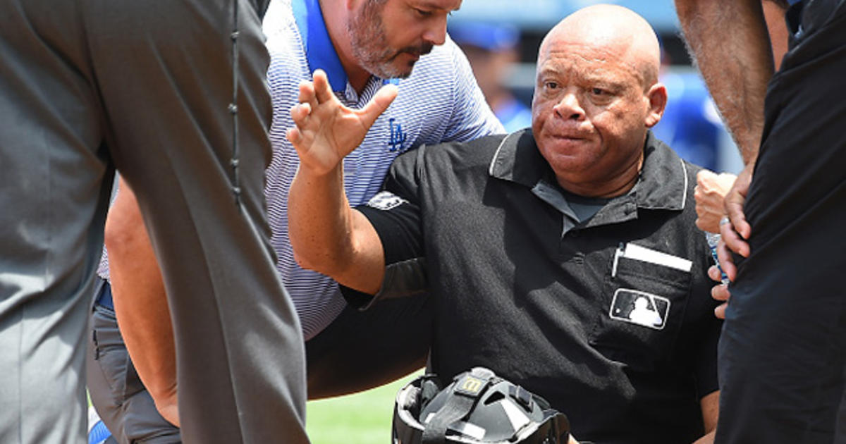 Home Plate Umpire Leaves Game After Getting Hit In Mask CBS Los Angeles