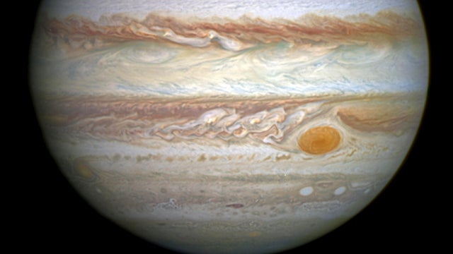 jupiter-red-spot.jpg 
