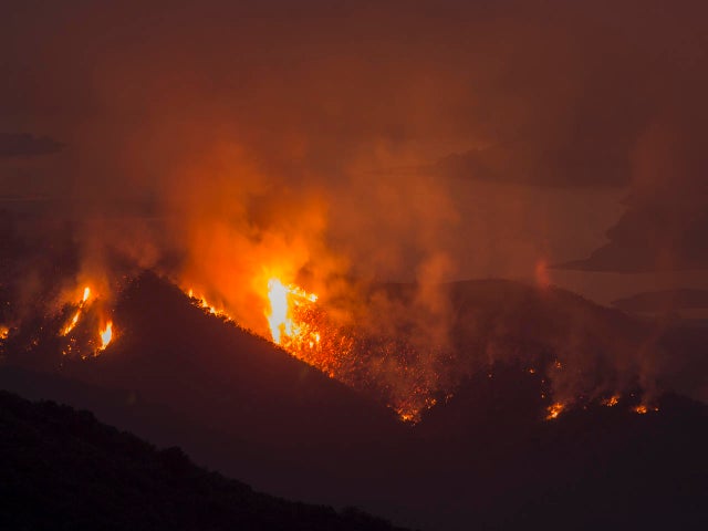 wildfires-california-getty-811638274.jpg 