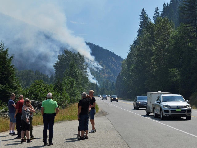 wildfire-2017-07-09t214331z-1873804754-rc133f006010-rtrmadp-3-canada-wildfire.jpg 