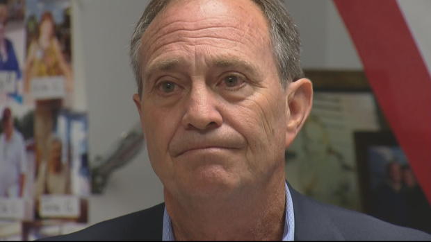 Perlmutter Announces withdraw from Gov.race LU4_frame_15746 