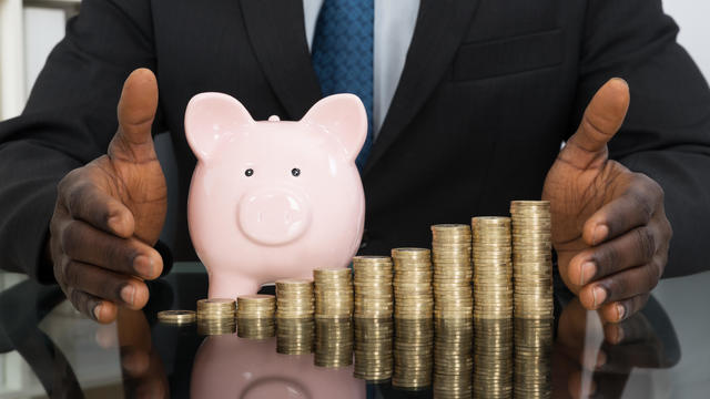 savings-istock-506145598.jpg 