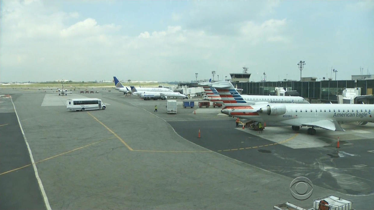 Too hot to fly: As temperatures rise, more problems at airports - CBS News