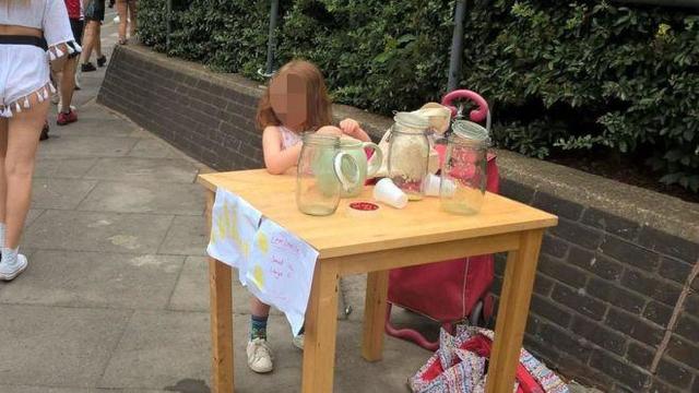 lemonade-stand-fine-london.jpg 