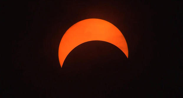 eclipse3.jpg 