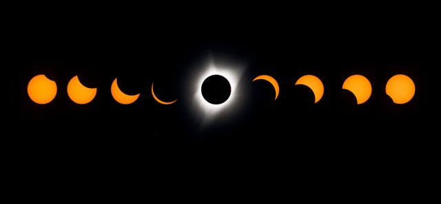 TOPSHOT-US-SOLAR-ECLIPSE 