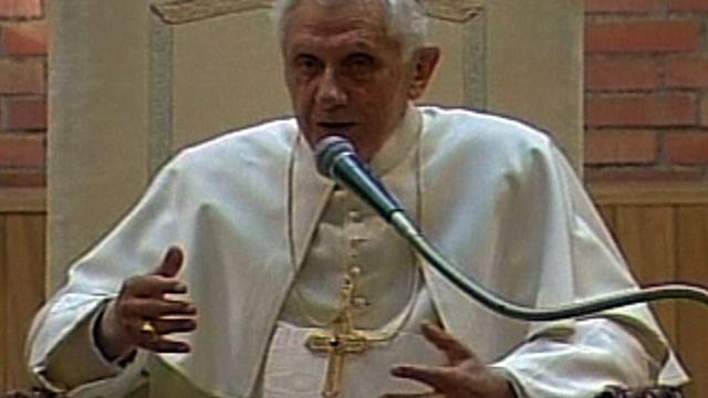 eve-pope-1218-640x360-2178119246.jpg 