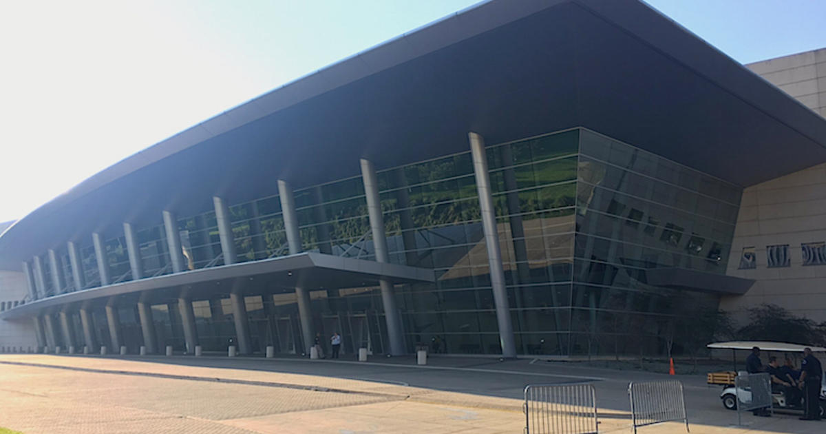 City prepares Dallas Convention Center to take in evacuees - Dallas City  News