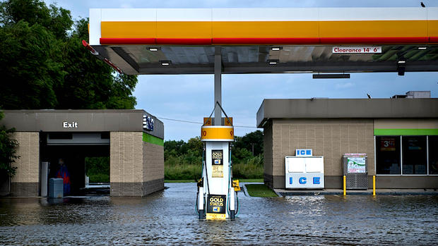 Harvey - flooded gas station 