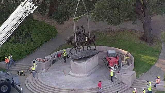 lee-statue-removed.jpg 