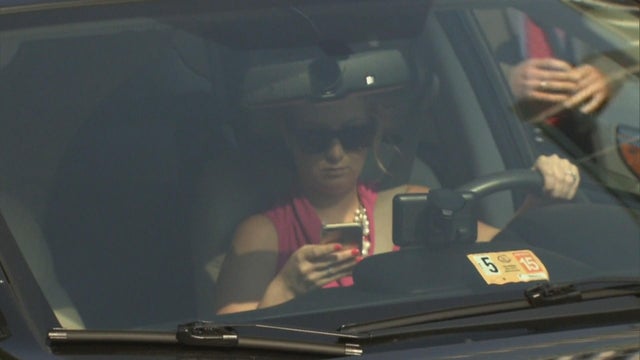 ctm-091417-distracted-driving-3.jpg 