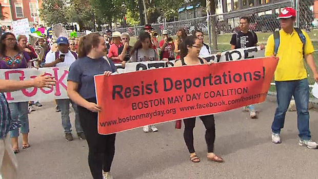 Resist-Deportations 