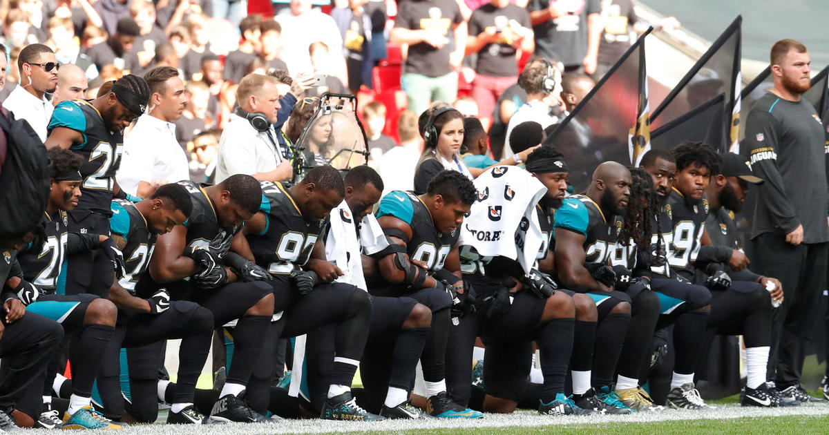 Stand-up team: No Philadelphia Eagles players knelt for national